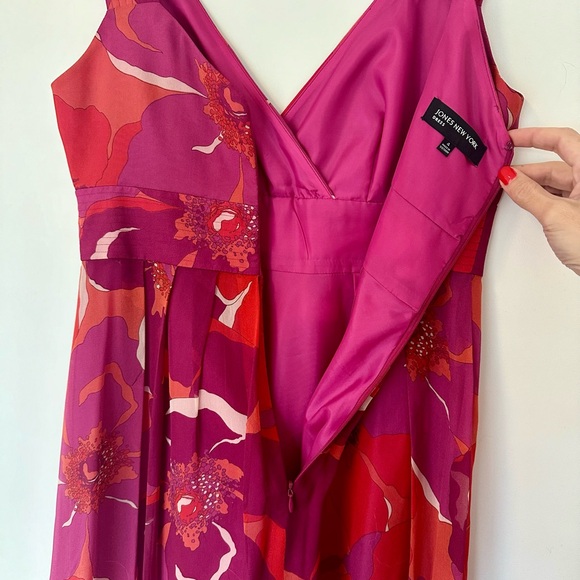 JONES NEW YORK 100% silk fit and flare hibiscus dress - Picture 3 of 8